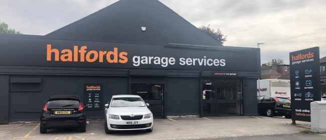 Halfords Garage Services Sale branch