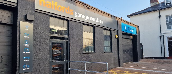 Halfords Garage Services Exeter (Alphington Rd) branch