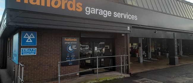 Halfords Garage Services Kidderminster (Worcester Road) branch