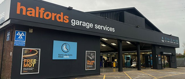 Halfords Garage Services Widnes branch